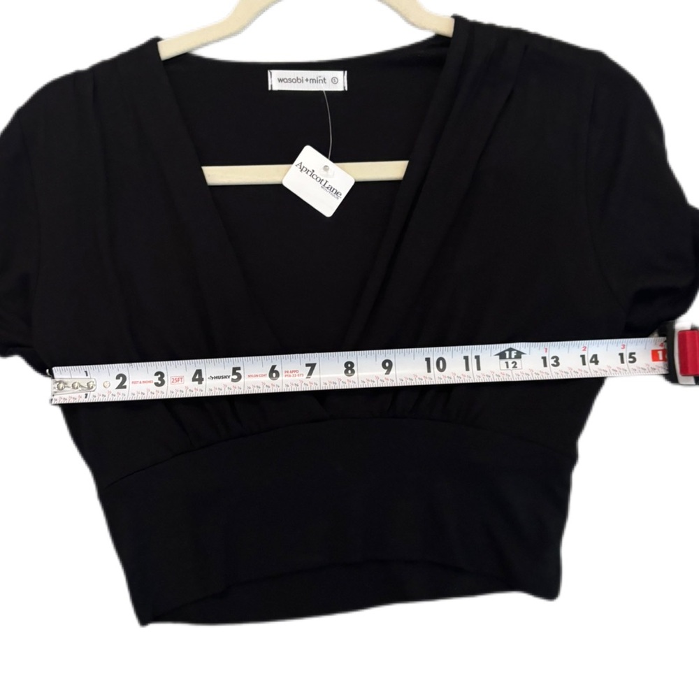 Wasabi + Mint Black Linen Blend Cropped Top, Size S NWT - Picture 4 of 7